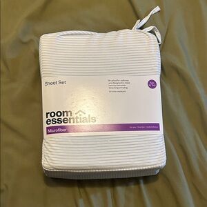Room Essentials White Microfiber Sheet Set
